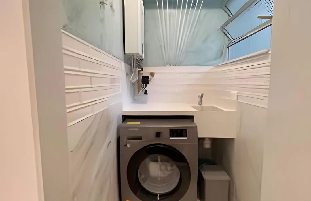 Maravilhoso apartamento de 2 Quartos em Copacabana quadra da praia-1